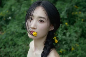 Elegant Art Photography Vol.9121 Featuring A Ji Yuan Zi: A Stunning Portrait Collection Amidst Blooming Yellow and Green Locust Flowers-15