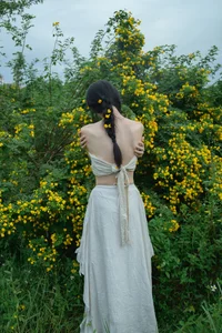 Elegant Art Photography Vol.9121 Featuring A Ji Yuan Zi: A Stunning Portrait Collection Amidst Blooming Yellow and Green Locust Flowers-12