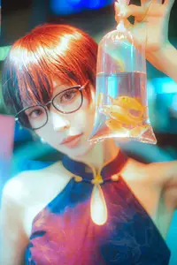 Coser Ely_eee as Reiko Kujirai B: Elegant Night Street Vibe with a Feline Friend-5