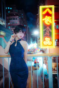 Coser Ely_eee as Reiko Kujirai B: Elegant Night Street Vibe with a Feline Friend-9