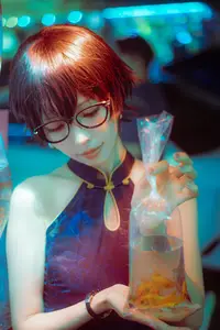 Coser Ely_eee as Reiko Kujirai B: Elegant Night Street Vibe with a Feline Friend-4