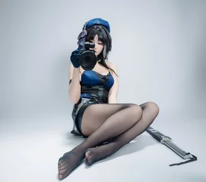 The Ethereal Charm of YangYang: A Masterpiece of Cosplay-16