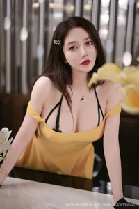 Elegant Fashion Portraiture of Li Yan Xi in XiuRen No.10897: A Stunning Collection of High-End Glamour and Style Inspiration-10