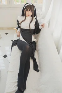 The Ethereal Beauty of Coser 51Jiang in the Artistic Collection-3