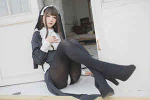 The Ethereal Beauty of Coser 51Jiang in the Artistic Collection-2