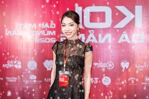 Stunning Beauty Transformation of Da Nang Influencer Nhat Le: Latest Trendy Looks and Modern Fashion Inspiration-10