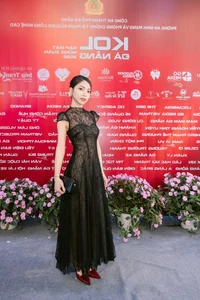 Stunning Beauty Transformation of Da Nang Influencer Nhat Le: Latest Trendy Looks and Modern Fashion Inspiration-2