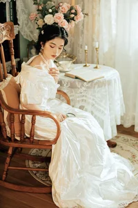 Timeless Grace: Discover Xuan Xuan’s Retro Portraits in a Captivating Oil Painting Aesthetic-7