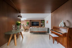 Modern Transformation of a 1960s São Paulo Villa: Blending Original Structure with Contemporary Brazilian Wood Design for Cozy Open Living-8