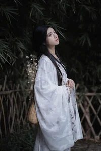 Stunning Artistic Portraiture: YiTuYu Art Language Vol.9268 Featuring Dang Chu Jiao Ren Jia Xiao Tian Tian-12