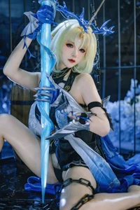 Enchanting Fantasy: The Ethereal Knight Fleurdris Brought to Life by Coser A Xun Kaori-7