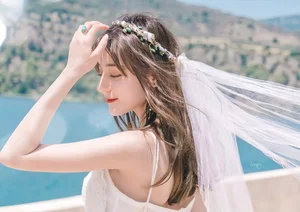 Santorini Dream: Dilraba Dilmurat’s Ethereal Bridal Shoot and the Art of Self-Love-5