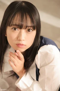 Elegant Portrait Photography: Yui Iruma in LOVEPOP Photoset 27 – Aesthetic Lifestyle and Modern Fashion Inspiration-15