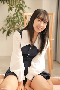 Elegant Portrait Photography: Yui Iruma in LOVEPOP Photoset 27 – Aesthetic Lifestyle and Modern Fashion Inspiration-11