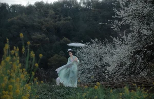Ethereal Beauty of Wu Sui Sui in Art Language YiTuYu Vol.8876: A Spring Muse in Hanfu-17