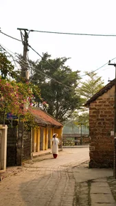Timeless Grace: Capturing the Beauty of Ao Dai in Duong Lam Ancient Village-6