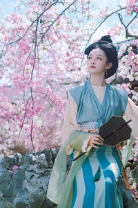 Elegant Portrait Photography: Xiao Lin in YiTuYu Art Language Vol.9341 – Stunning Fashion and Lifestyle Visuals-12