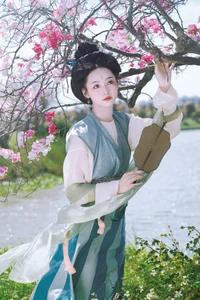 Elegant Portrait Photography: Xiao Lin in YiTuYu Art Language Vol.9341 – Stunning Fashion and Lifestyle Visuals-6