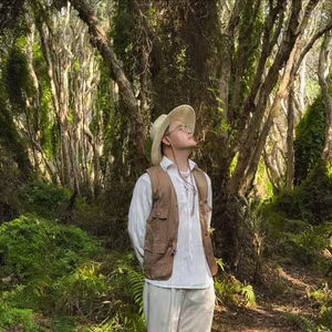 Explore Khanh Hoa's Mossy Melaleuca Forest: Enchanting Beauty Captivates Young Travelers-0