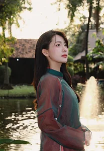 Timeless Elegance: Traditional Vietnamese Beauty-0