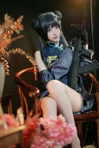 Coser Miyamoto Sakura as Ryuuka Hisaki (Blue Archive): Alluring Warrior Beauty 8059691834-7