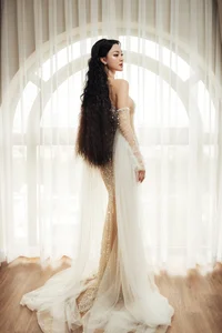 Cam Ly’s Seductive Elegance After Miss National Vietnam 2024-4