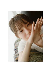 Rena Miyashita’s Timeless Elegance: Capturing the Pure Essence of Natural Beauty-22