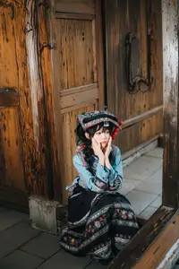 Mystical Ethnic Beauty: Xiao Wen Shines in Traditional Guizhou Attire Vol.8719-5