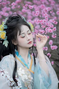 Ethereal Hanfu Beauty in Meiling Plum Forest - YiTuYu Vol.8870 Jiao Yi Zhi Sui Sui-7