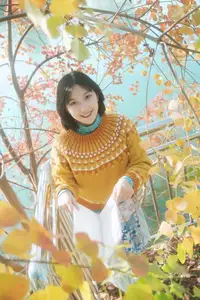 YiTuYu Art Language Vol.8738 Nan Nan: A Radiant Autumn Girl Embracing Warm Afternoon Sun-0