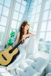 Coser Chunmomo: Elegant & Dreamy Moments with Guitar – Oct 2025 Selfie Part02-2