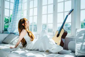 Coser Chunmomo: Elegant & Dreamy Moments with Guitar – Oct 2025 Selfie Part02-10