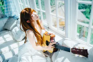 Coser Chunmomo: Elegant & Dreamy Moments with Guitar – Oct 2025 Selfie Part02-8