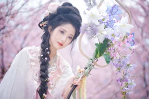 Ethereal Cherry Blossom Muse - YiTuYu Art Language Vol.8949 Tu Ya W-8