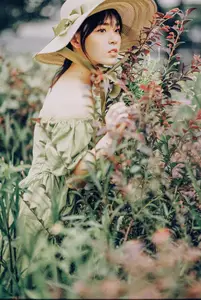 You Ran Hime Vol.8750: Gentle Muse in a Dreamy Spring Garden-18