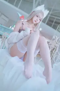 Coser Kurotia Kuro: Sweet Charm in Pure KEMOMIMI WHITE Lingerie (56P)-4