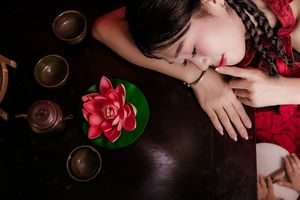 Mother Daughter Ao Dai: Joyful Moments Under Lanterns-5