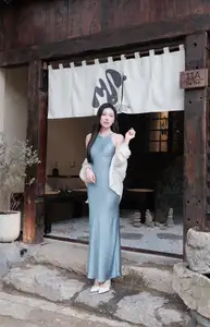 Elegant Halter Dress Style: Captivating Feminine Beauty in Every Glance-4