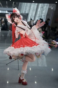 Stunning Hana Cosplay as Hualingmeng at Firefly Animation Carnival: Exquisite Floral Fantasy Fashion and Elegant Hanfu-Inspired Design for Anime Lovers-10