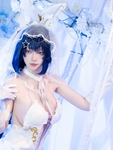 Stunning New Jersey Azur Lane Cosplay by Yi Se Yu: A Futuristic Visual Masterpiece-0