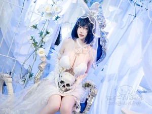 Stunning New Jersey Azur Lane Cosplay by Yi Se Yu: A Futuristic Visual Masterpiece-16