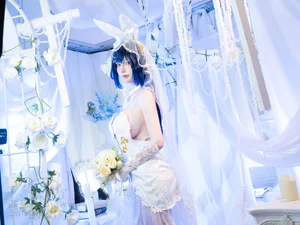 Stunning New Jersey Azur Lane Cosplay by Yi Se Yu: A Futuristic Visual Masterpiece-12