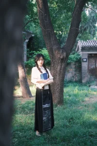 Elegant Fashion Portraits of Xu Jia Yue: YiTuYu Art Language Vol.9354 Aesthetic Photography Collection-13