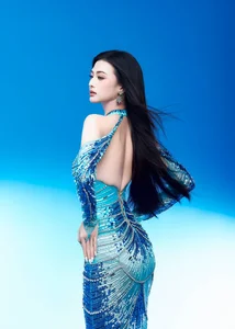 The Striking Presence of Model Tuyen Duong at Miss World Vietnam 2025-1