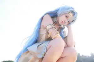 Coser G44 Won't Get Hurt Shines as Reverse: 1999 Character 37 on a Sunny Beach-11