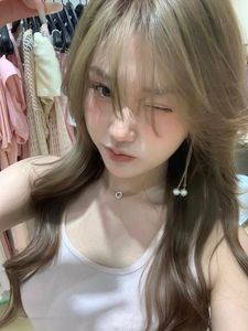 Trendy Cool Brown Hair for Gen Z Girls: Highlighting Captivating Beauty-0