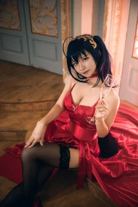 Stunning Taihou Cosplay by Yi Miao Jun: Exclusive Azur Lane Racing Queen Collection (56P) - High-Quality Anime Photography-15