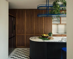 Warm 160m2 apartment for a young family transformed from a rigid office-9