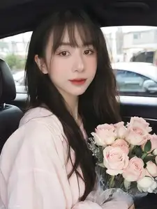 Dak Lak Female Athlete's Remarkable Transformation, Delicate Face vs. Power Body Captivates All-3