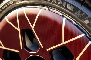 The Stunning Aston Martin Valiant Limited Edition: A True Automotive Masterpiece-5